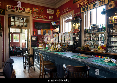 Intérieur de l'époque Victorienne Buffet Bar à Stalybridge Gare, Tameside, Manchester, Angleterre, RU Banque D'Images