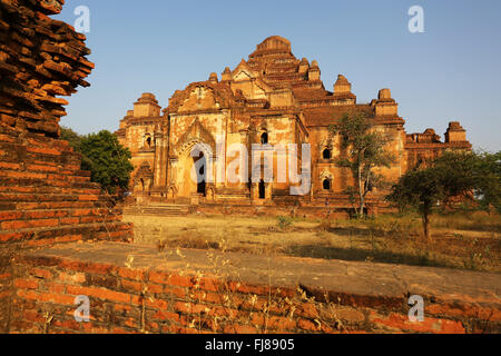La pagode du temple Dhammayangyi dans Old Bagan, Bagan, Myanmar (Birmanie) Banque D'Images