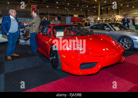 Voiture de sport Ferrari 360 Challenge Stradale, 2004. Banque D'Images