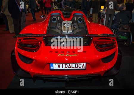 Porsche 918 Spyder Hypercar. Vue arrière. Banque D'Images