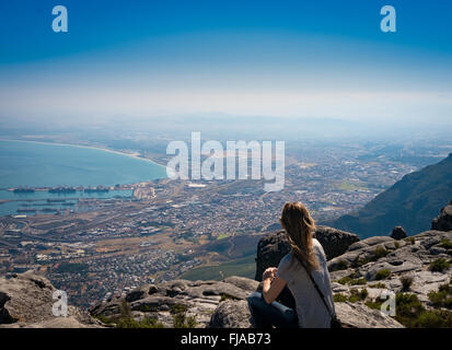 Méditation sur Table Mountain, Cape Town, Western Cape, Afrique du Sud Banque D'Images