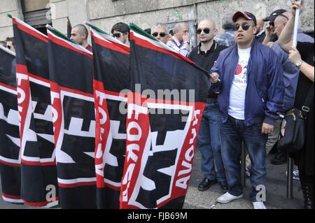 Milan, Italie, démonstration du groupe de néonazis 'Forza Nuova' Banque D'Images