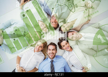 Image composite de jeunes gens d'affaires se trouvant dans le cercle Banque D'Images