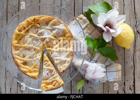 Tranche de gâteau Grandmas Banque D'Images