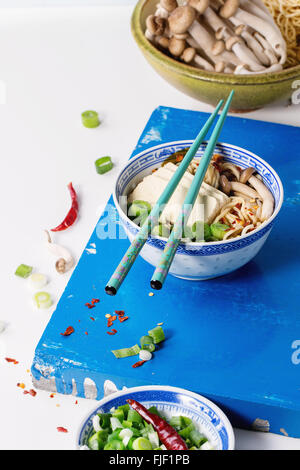 Ramen Soupe Asiatique de feta Banque D'Images