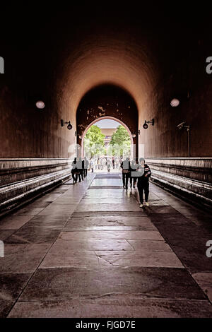 Marche à travers entrée de la Cité Interdite Banque D'Images