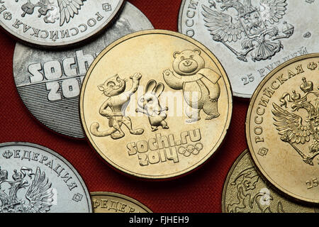 Coins de la Russie. Les mascottes des Jeux Olympiques Jeux Olympiques d'hiver de Sotchi 2014 représenté dans la pièce commémorative russe rouble 25. Banque D'Images