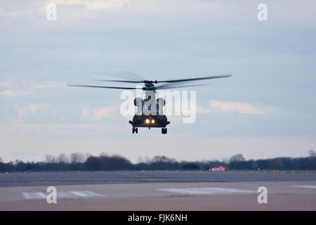 De Chinook RAF Odiham élévateurs de Coningsby. Banque D'Images