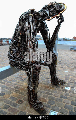 Zinkglobal Nodre waterfront Toldbod sculpture, Copenhague, Danemark Banque D'Images