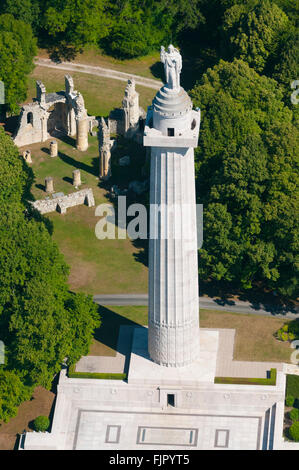 Meuse (55), Montfaucon d'Argonne, Butte de Montfaucon, Monument aux soldats soldats américains (vue aerienne) // France, Meuse Banque D'Images