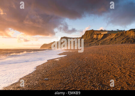 Eype Plage à près de West Bay, sur la côte jurassique du Dorset, UK Banque D'Images