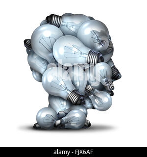 Tête d'ampoule de la créativité et de la puissance de l'imagination comme un groupe d'ampoules en forme de visage humain comme un symbole de l'inspiration pour réfléchir à de nouvelles idées et l'esprit inventif. Banque D'Images