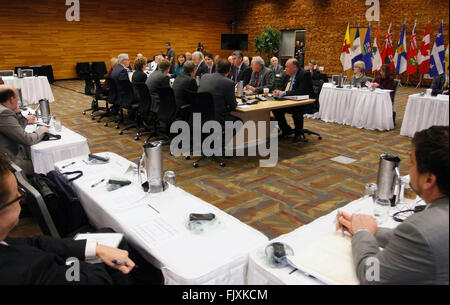 Vancouver. 3e Mar, 2016. Les premiers ministres provinciaux et territoriaux ont assister à la réunion des ministres avec le Premier Ministre, M. Justin Trudeau à Vancouver le 3 mars 2016. Justin Trudeau a accueilli la réunion des ministres avec les premiers ministres provinciaux et territoriaux jeudi pour discuter de l'élaboration d'un cadre pancanadien de croître l'économie et les efforts visant à réduire les émissions de carbone. © Liang Sen/Xinhua/Alamy Live News Banque D'Images