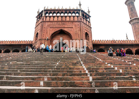 Gate Lahori et étapes, Fort Rouge, Old Delhi, Inde, Asie Banque D'Images