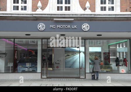 MG Motor UK showroom à Londres,Angleterre,Piccadilly. Banque D'Images