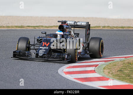 Barcelone, Espagne. 06Th Mar, 2016. Les essais d'hiver Formule 1 sur le circuit de Catalunya de Barcelone Test 2 Jour 3. Honda McLaren MP4-31 &# x2013 ; Fernando Alonso : Action Crédit Plus Sport/Alamy Live News Banque D'Images