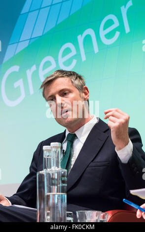 Société royale de médecine, Wimpole Street, Londres, 4 mars 2016. Candidat du Parti conservateur Zac Goldsmith à la mairie de Londres plus verte campagne électorale tenue à la Royal Society of Medicine de Londres. Crédit : Paul Davey/Alamy Live News Banque D'Images