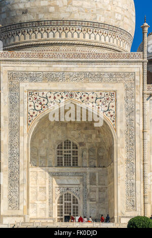 Taj Mahal, UNESCO World Heritage Site, Agra, Uttar Pradesh, Inde, Asie Banque D'Images