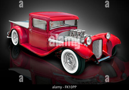 Un style studio photo d'une camionnette Ford 1934 Hot Rod custom Banque D'Images