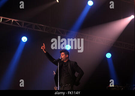 Jakarta, Indonésie, Jakarta. 4e Mar, 2016. JAKARTA, INDONÉSIE - 04 mars : La chanteuse de jazz américaine Robin Thicke effectue au cours de l'International Jazz Festival 2016 Java 05 mars 2016, à Jakarta, Indonésie. © Sijori Images/ZUMA/Alamy Fil Live News Banque D'Images