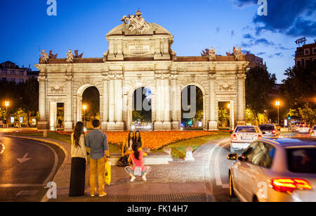 Puerta de Alcala, de la Plaza de la Independencia. Madrid, Espagne. Banque D'Images