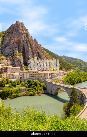 Sisteron en Provence - vieille ville à la France Banque D'Images