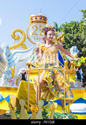 Défilé de flottement dans le Carnaval de Barranquilla à Bogota , Colombie Banque D'Images