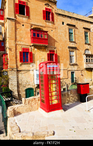 La vieille cabine téléphonique, Floriana, Valletta, Malte Banque D'Images