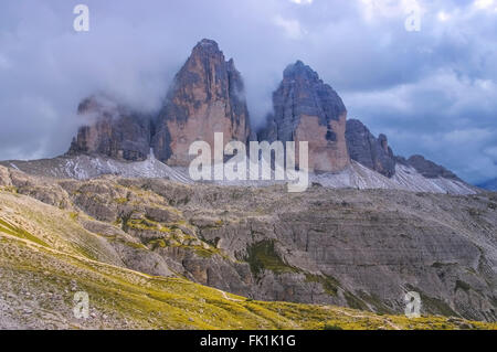 Drei Zinnen in den Dolomiten - Tre Cime di Lavaredo dans les Dolomites Banque D'Images