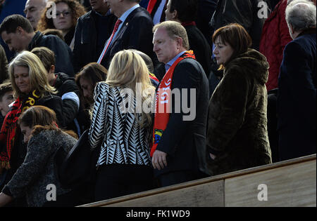 Robert Sarver, le nouveau propriétaire de real Mallorca, l'équipe de football espagnole, pendant le match de centenaire de la Club des Baléares à Palma. Banque D'Images