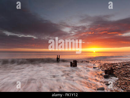 Lever du soleil à Seaham Banque D'Images