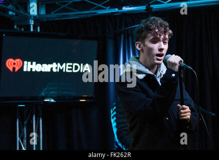 Bala Cynwyd, Pennsylvania, USA. 4 mars, 2016. Singer-Songwriter Troye Sivan Visites Q102's Performance Theatre. Banque D'Images