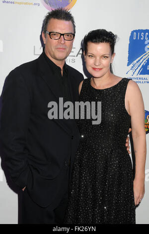 Universal City, CA, USA. 5e Mar, 2016. 5 mars 2016 - Universal City, Californie - Thomas Arklie, Pauley Perrette. 15e Gala de l'Inspiration de Shane tenue à l'Universal Studios Globe Theatre. Crédit photo : Byron Purvis/AdMedia © Byron Purvis/AdMedia/ZUMA/Alamy Fil Live News Banque D'Images