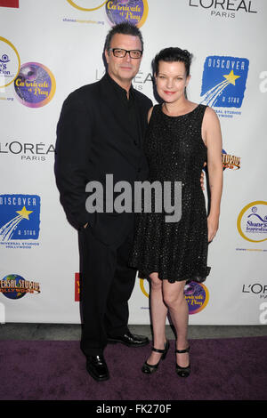 Universal City, CA, USA. 5e Mar, 2016. 5 mars 2016 - Universal City, Californie - Thomas Arklie, Pauley Perrette. 15e Gala de l'Inspiration de Shane tenue à l'Universal Studios Globe Theatre. Crédit photo : Byron Purvis/AdMedia © Byron Purvis/AdMedia/ZUMA/Alamy Fil Live News Banque D'Images