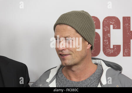 Les célébrités assistant à la première du film 'Tschiller : hors-service" au Cinemaxx avec Til Schweiger : où : Hambourg, Allemagne : 04 févr. 2016 Lorsque Banque D'Images