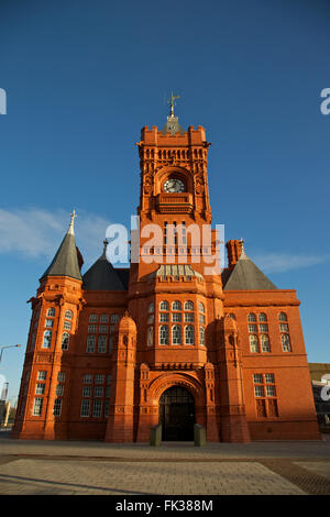 Pier Head Building qui fait maintenant partie de l'Assemblée galloise, bâtiments du Parlement Gallois ou Senedd Cardiff Bay Wales UK Banque D'Images