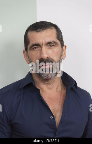 Les célébrités assistant à la première du film 'Tschiller : hors-service" au Cinemaxx comprend : Erdal Yildiz Où : Hambourg, Allemagne : 04 févr. 2016 Lorsque Banque D'Images