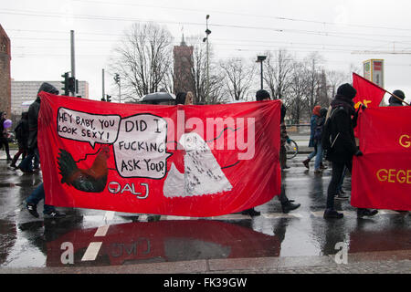 Manifestation à l'avance de la Journée de la femme à Berlin, Allemagne. Banque D'Images