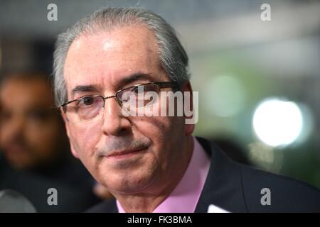 Brésil Le président de la Chambre Eduardo Cunha lors d'une conférence de presse le 1 mars 2016 à Brasilia, Brésil. Cunha est l'objet d'une enquête pour corruption et secret des comptes bancaires suisses. Banque D'Images