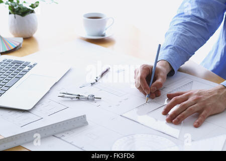 Dans son atelier de travail de l'architecte Banque D'Images