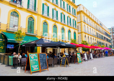 Bars et terrasses de restaurants, de la Plaza de la Merced, Malaga, Andalousie, Espagne Banque D'Images