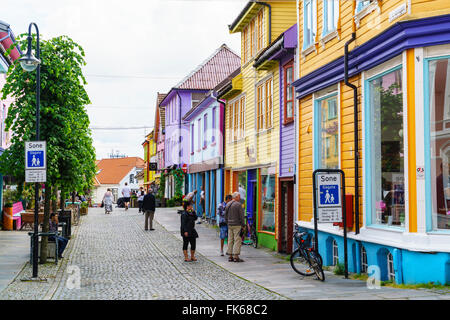 Ovre Holmegate, une rue pittoresque de boutiques et cafés dans le centre de Stavanger, Norway, Scandinavia, Europe Banque D'Images