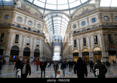 Galerie Vittorio Emanuele II, Milan, Lombardie, Italie, Europe Banque D'Images