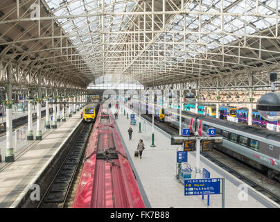 La gare de Manchester Piccadilly, Manchester, Angleterre. UK Banque D'Images