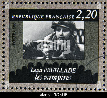 FRANCE - VERS 1986 : stamp dédiée au centenaire du cinéma français montre Louis Feuillade 'Vampires', vers 1986 Banque D'Images