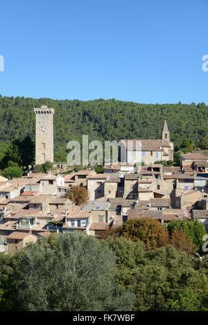 Village & Tour Médiévale Saint-Martin-de-Brômes ou St Martin de bromes Alpes-de-Haute-Provence Banque D'Images