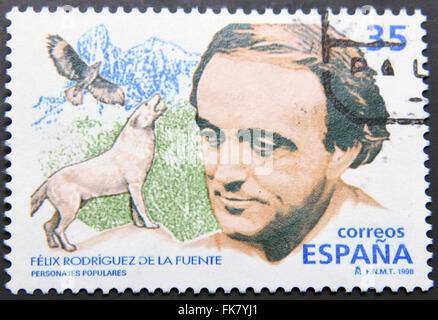 Espagne - circa 1998 : un timbre-poste de l'Espagne indique Felix Rodriguez de la Fuente, diffuseur et naturaliste Espagnol Banque D'Images