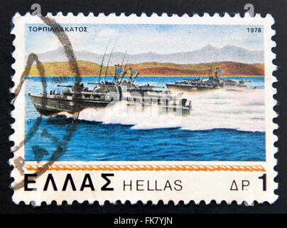 Grèce - circa 1978 : timbre imprimé en Grèce montre des torpilleurs, série de nouveaux et anciens navires de la marine grecque, vers 1978 Banque D'Images