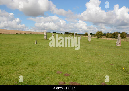 West Kennet Avenue ancien monument de pierres érigées près d'Avebury dans le Wiltshire, Angleterre Banque D'Images