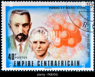 République centrafricaine - circa 1977 : timbres en République centrafricaine, spectacles Prix Nobel, Pierre et Marie Curie Banque D'Images